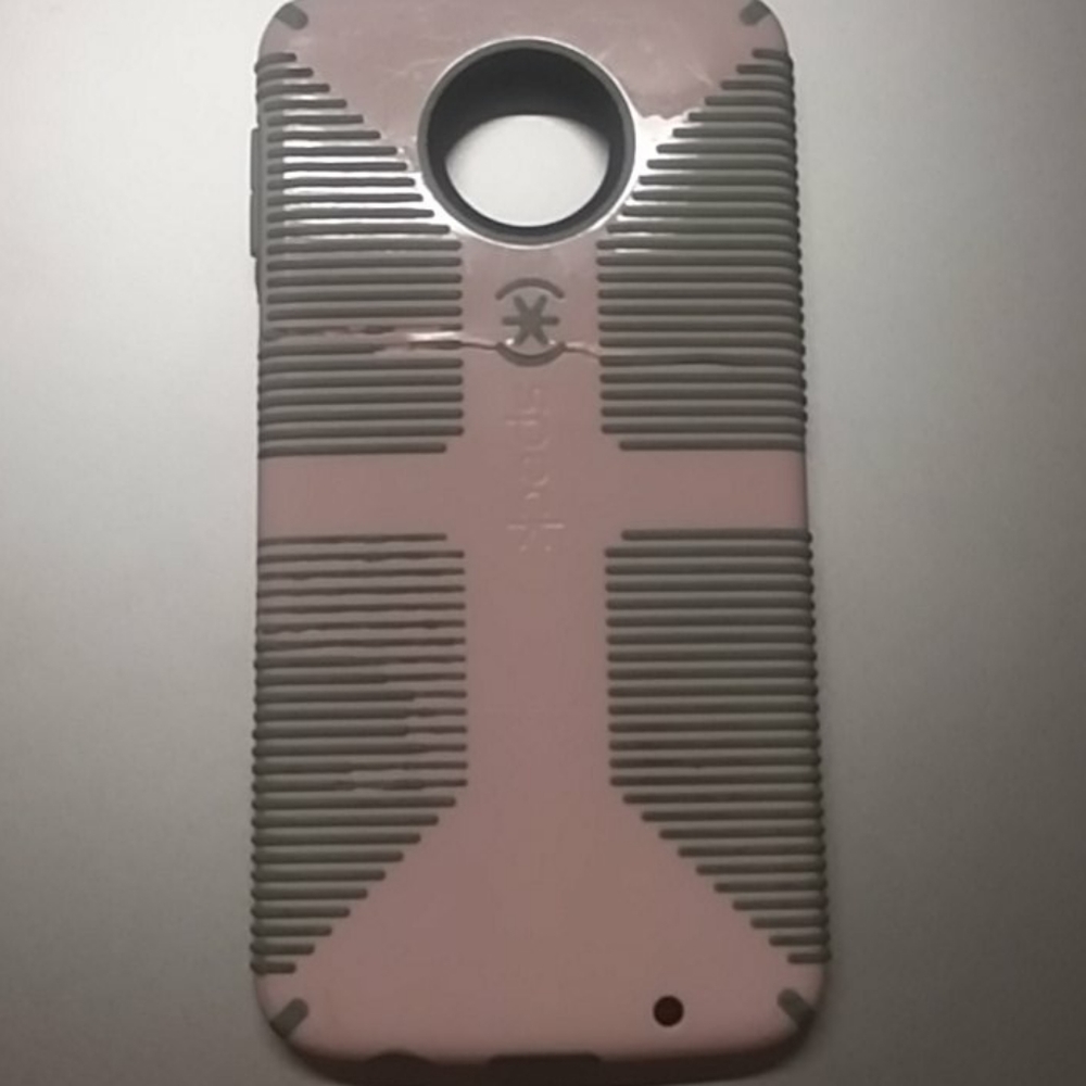 Moto z play speck candy shell grip case